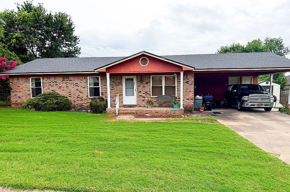 1st image of 1218 Alma Dr N