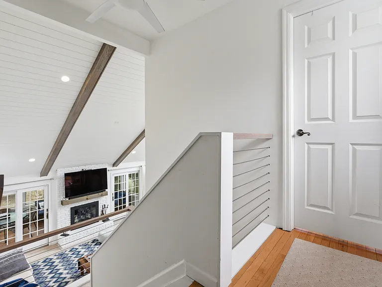 1 Canal Way — Photo 17
