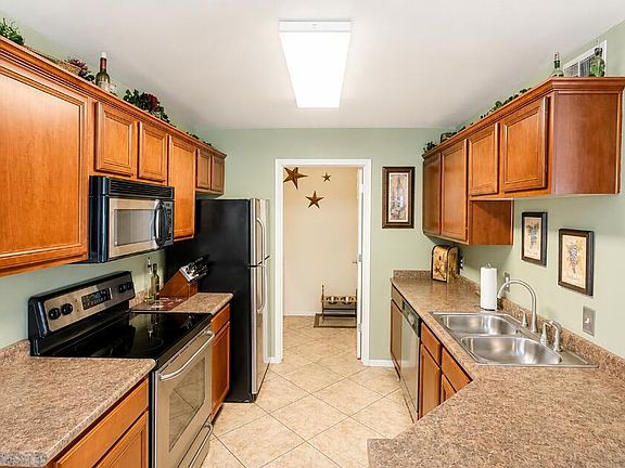 4th image of 17017 N 12TH Street #1064