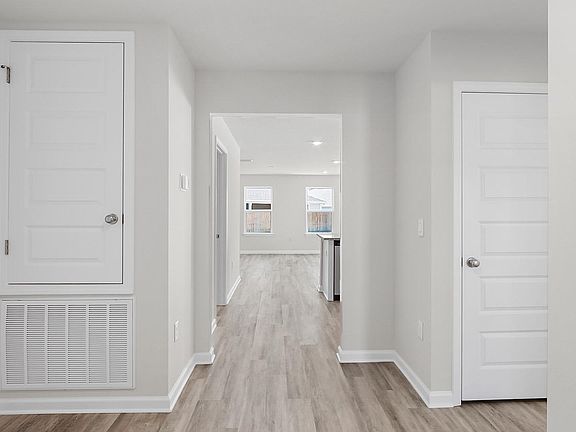 4th image of 155 Eunola Ln