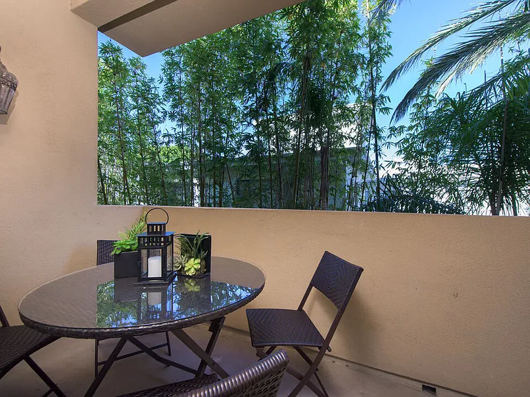 411 N Oakhurst Dr #305 — Photo 8