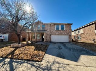 653 Condor Trl, Saginaw, TX 76131
