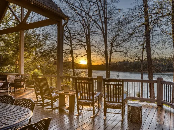 790 Star Creek Dr, Morganton, GA 30560
