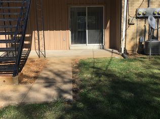 303 Gettysburg Rd, Belleville, IL 62226