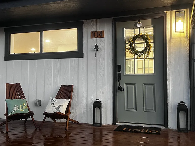 E Garland St — Photo 2