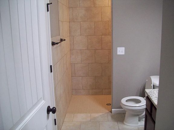 5th image of 2422 E Quivira Ct