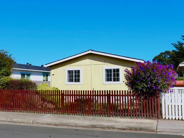 854 Woodward Street, Fort Bragg, CA 95437