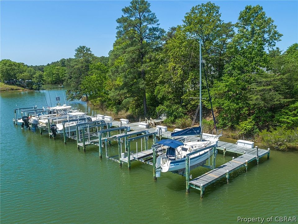 271 Chesapeake Watch Rd Deltaville, VA, 23043 Apartments for Rent