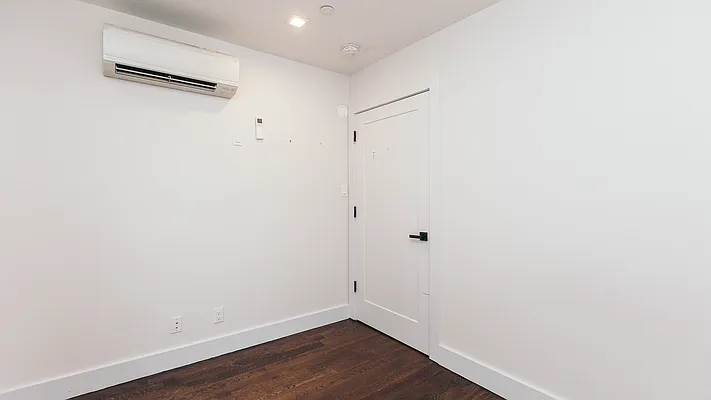 Rented by Nooklyn NYC LLC | media 5