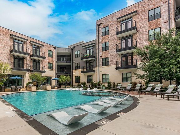 3rd image of 2824 E Martin Luther King Jr Blvd #1007