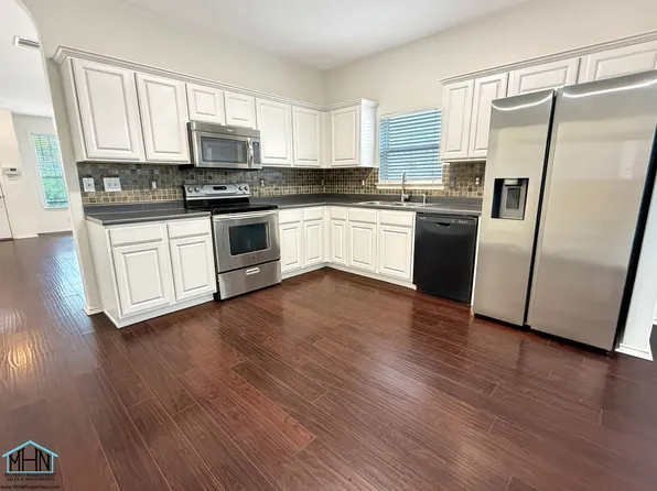 9015 Burnt Peak, Helotes, TX 78023