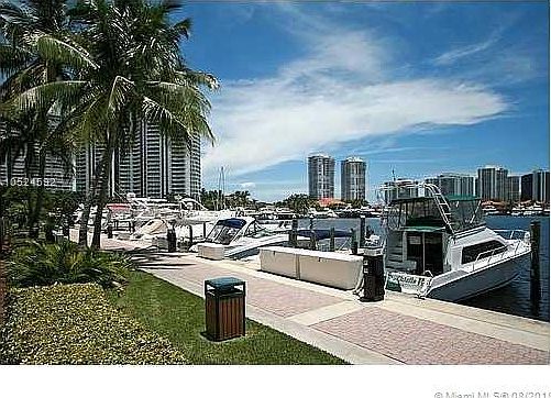 5th image of 3610 Yacht Club Dr APT 910