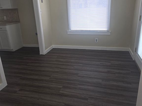 4th image of 519 1/2 Oleander Ave #1