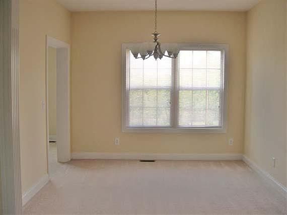 5th image of 401 Hays Blvd