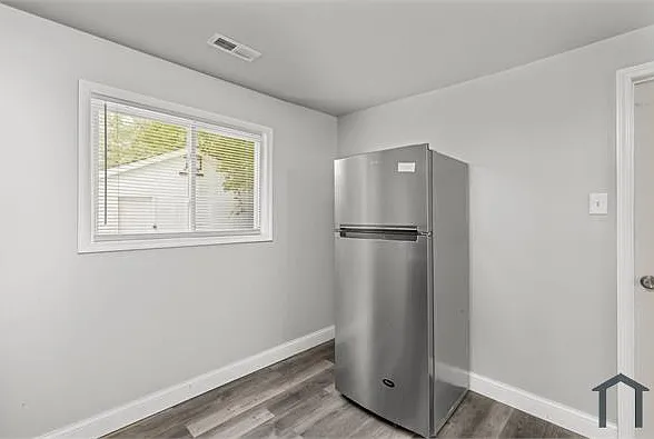 10333 Earl Dr — Photo 11
