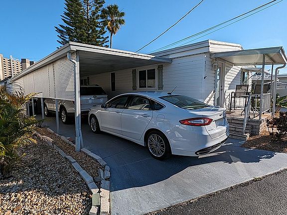 4th image of 1375 Pasadena Ave S Lot 511