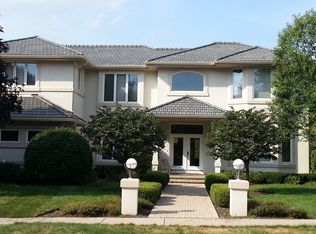 2920 Norwalk Ct, Aurora, IL 60502