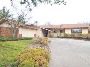 2 Sunland Dr, Chico, CA 95926
