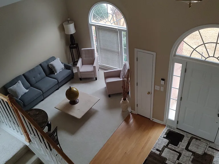 Lake Forest Dr — Photo 7
