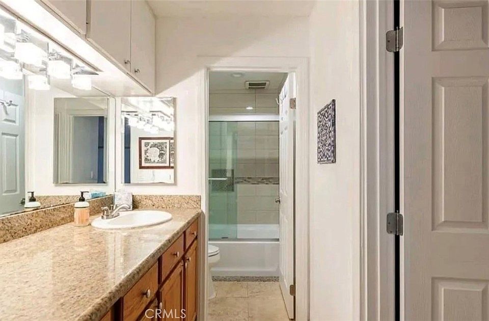 1st image of 1621 Hotel Cir S #1621