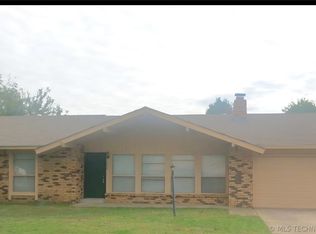 10630 E 113th St N, Owasso, OK 74055