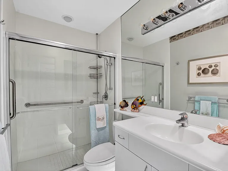 5505 N Ocean Blvd #13-204 — Photo 15
