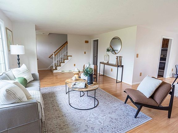 4th image of 57 Anderson Dr Unit 57