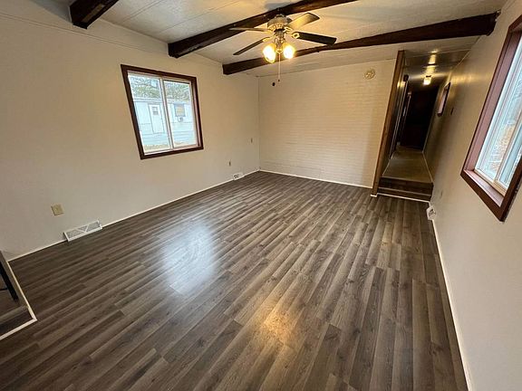 3rd image of 27651 20th Ave #27631