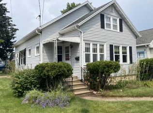 2220 12th St, Two Rivers, WI 54241