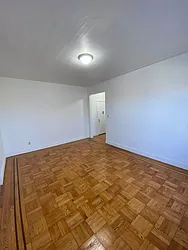 Rented by City Prime Commercial Realty 