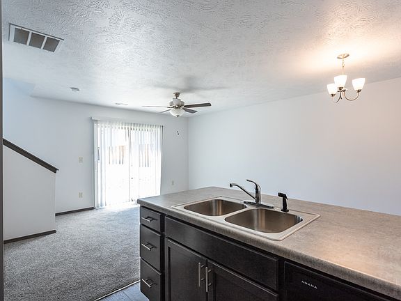 5th image of 7728 S Townsley Ave #1