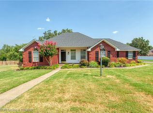 1129 Arapahoe Dr, Van Buren, AR 72956