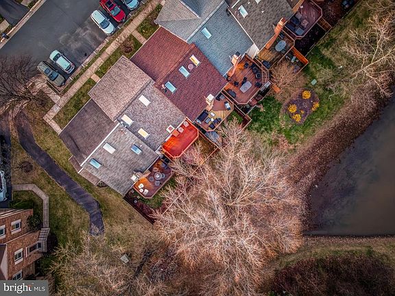 5th image of 4261 Fox Lake Dr