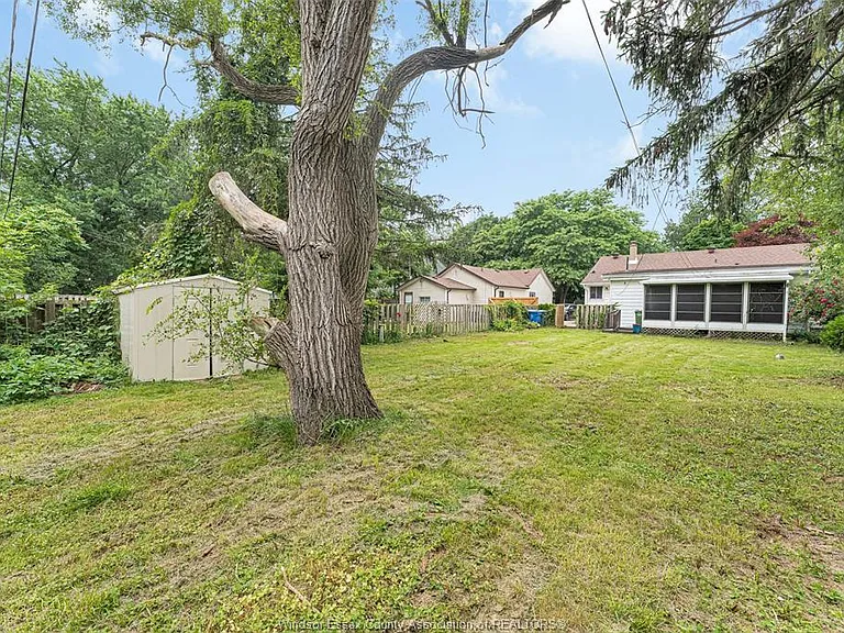 2032 Ford Blvd — Photo 7