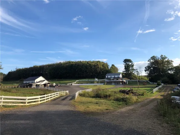 54 Shaffer Rd, Punxsutawney, PA 15767