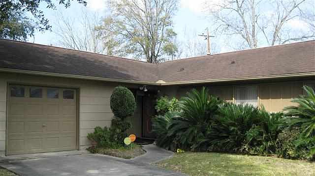 1st image of 1520 Auburn Dr