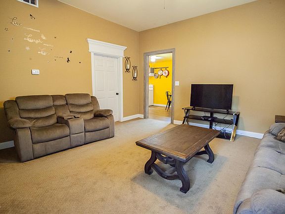5th image of 4036 Crawford Ave