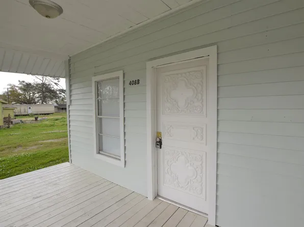 408 S Knapp St #B, Iowa, LA 70647