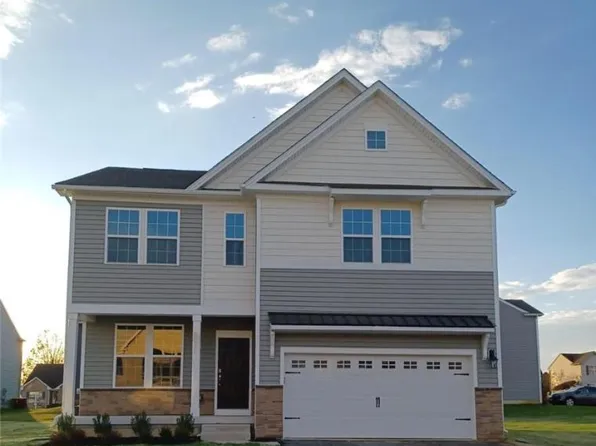 307 Knollwood Dr, Forks Township, PA 18040