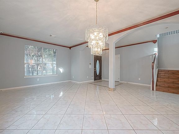 5th image of 9407 Demsey Mill Dr