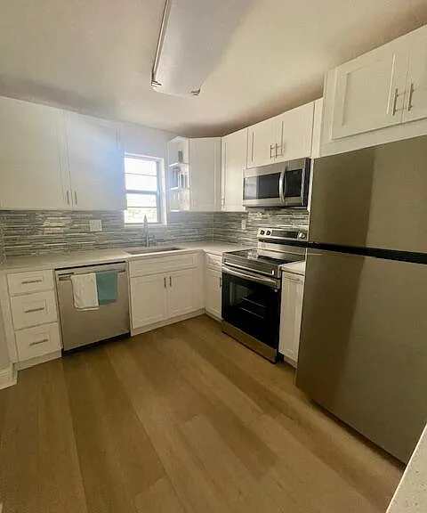 9370 SW 8th St #308 — Photo 13