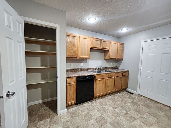 5th image of 8051 E Audrey Ave