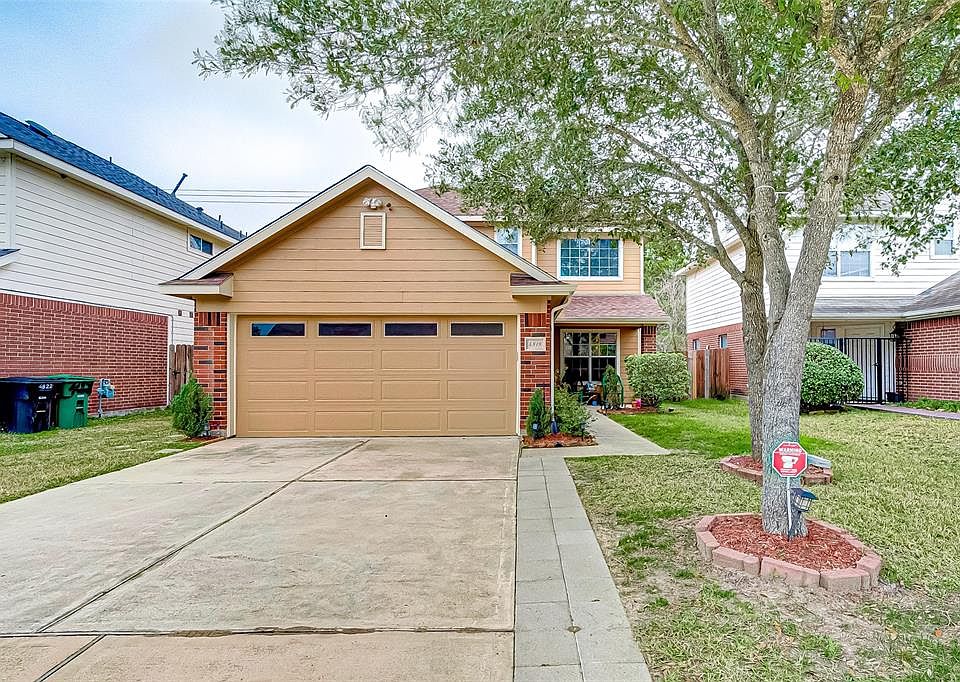 1st image of 4818 Grasilla Dr
