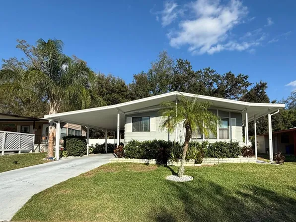 237 Laurelcrest Cir, Valrico, FL 33594