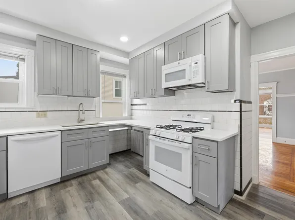 111 Dustin St, Boston, MA 02135