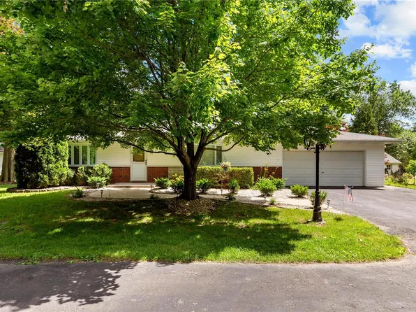 2108 Laura St, Collinsville, IL 62234