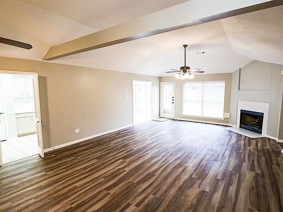 3rd image of 17427 Hamilwood Dr