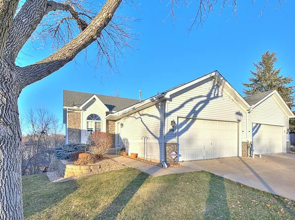 874 Kimberly Ln, Chanhassen, MN 55317