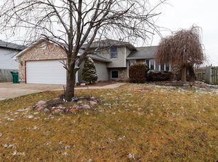 2502 Joe Adler Dr, Plainfield, IL