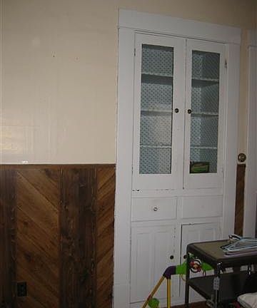 4th image of 1022 S 17th St